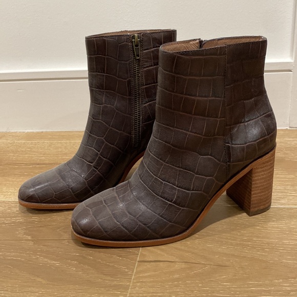Madewell Ankle Bootie in Croc Embossed Leather - Picture 2 of 5
